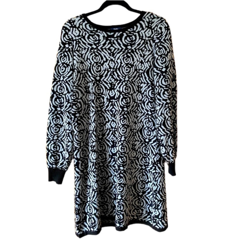 Hatley Knit Dress. Black with Grey Rosettes. M-L